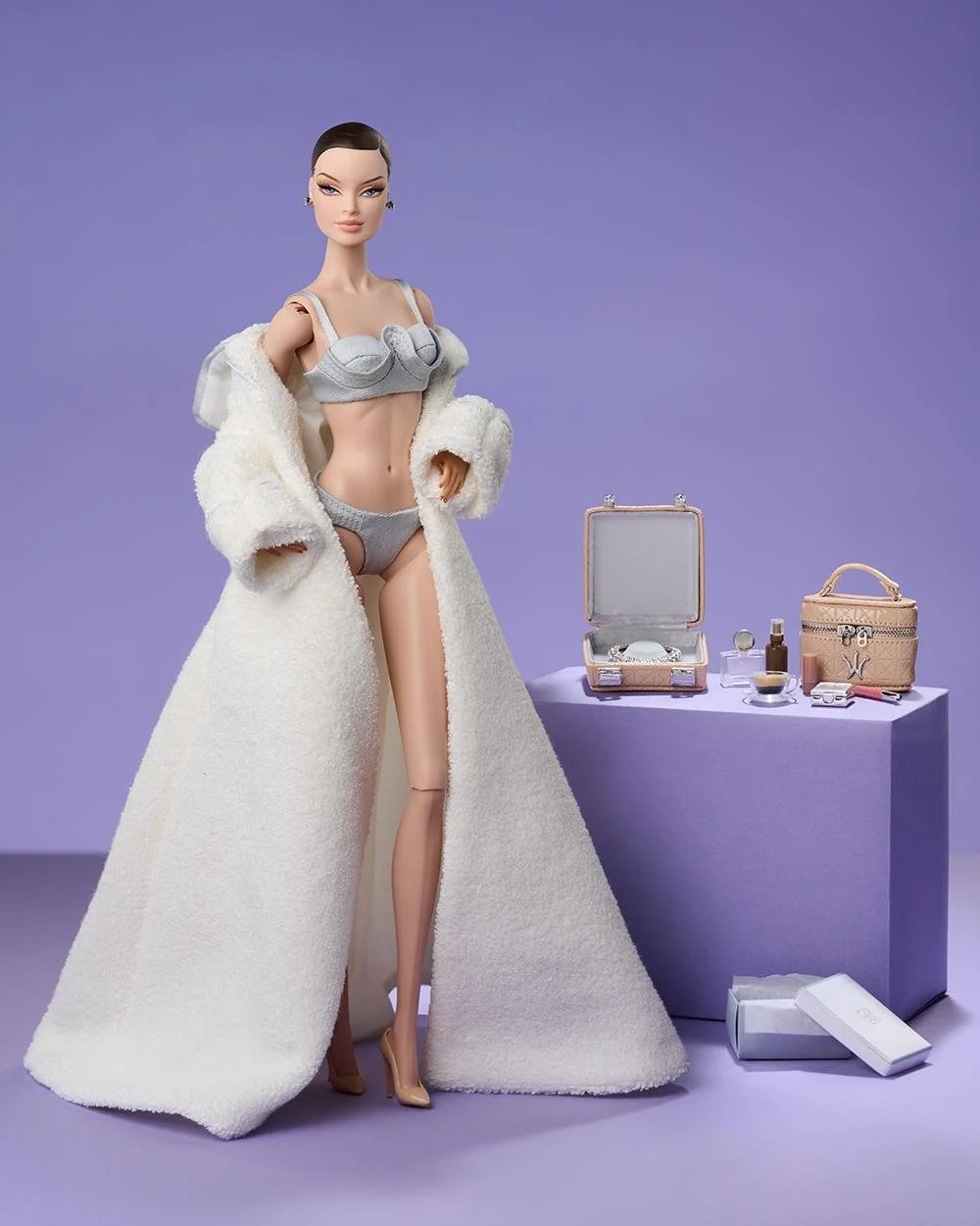 コフレドール The fifth and final 2025 W Club exclusive membership doll is a two